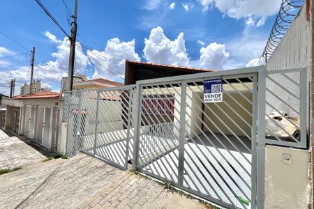 Casa à venda com 300m², 5 quartos e 2 vagasFachada