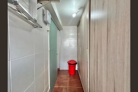 Apartamento à venda com 97m², 2 quartos e 1 vagaÁrea de Serviço