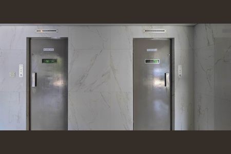 Apartamento à venda com 63m², 2 quartos e 1 vagaHall de entrada