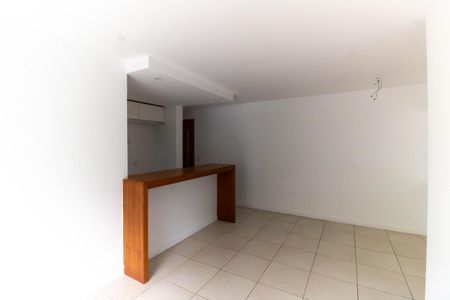 Sala de apartamento à venda com 2 quartos, 80m² em São Francisco, Niterói