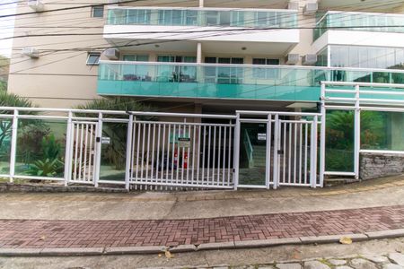 Apartamento à venda com 80m², 2 quartos e 1 vagaFachada