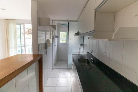 Apartamento à venda com 80m², 2 quartos e 1 vagaCozinha e Área de Serviço