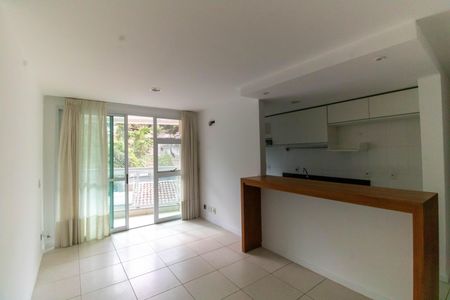 Sala de apartamento à venda com 2 quartos, 80m² em São Francisco, Niterói