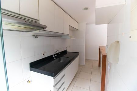 Apartamento à venda com 80m², 2 quartos e 1 vagaCozinha e Área de Serviço