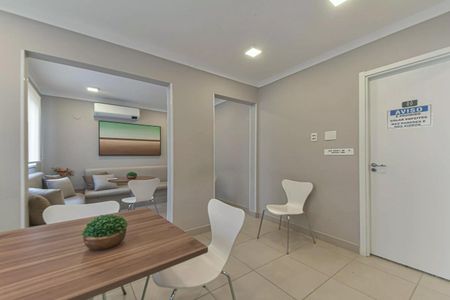 Apartamento para alugar com 49m², 2 quartos e sem vaga Apartamento para alugar com 49m², 2 quartos e sem vagaÁrea comum - Salão de festas