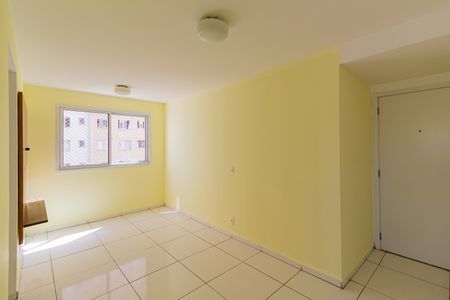 Apartamento para alugar com 49m², 2 quartos e sem vaga Apartamento para alugar com 49m², 2 quartos e sem vagaSala/Cozinha