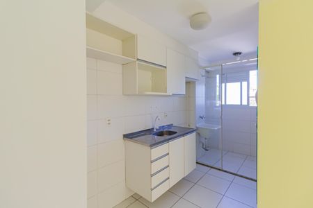 Apartamento para alugar com 49m², 2 quartos e sem vaga Apartamento para alugar com 49m², 2 quartos e sem vagaCozinha e Área de Serviço