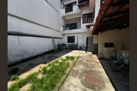 Casa de condomínio para alugar com 144m², 4 quartos e 1 vagaQuintal