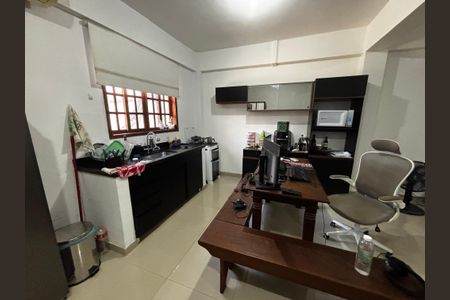 Casa de condomínio para alugar com 144m², 4 quartos e 1 vagaCozinha 1