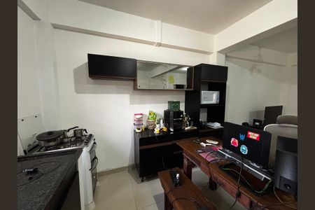 Casa de condomínio para alugar com 144m², 4 quartos e 1 vagaCozinha 1