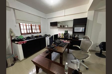 Casa de condomínio para alugar com 144m², 4 quartos e 1 vagaCozinha 1