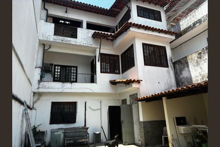 Casa de condomínio para alugar com 144m², 4 quartos e 1 vagaFachada