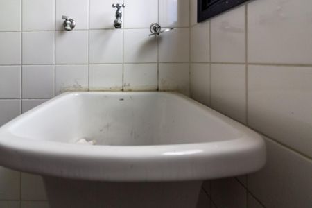 Apartamento à venda com 80m², 2 quartos e 1 vagaÁrea de Serviço