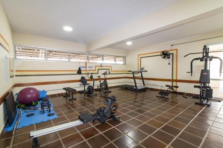 Apartamento à venda com 76m², 3 quartos e 1 vaga Apartamento à venda com 76m², 3 quartos e 1 vagaÁrea comum - Academia