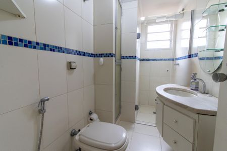 Apartamento à venda com 76m², 3 quartos e 1 vaga Apartamento à venda com 76m², 3 quartos e 1 vagaBanheiro