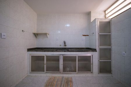 Casa de condomínio à venda com 70m², 2 quartos e sem vaga Casa de condomínio à venda com 70m², 2 quartos e sem vagaCozinha