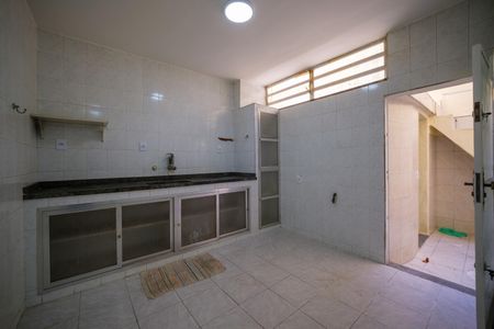 Casa de condomínio à venda com 70m², 2 quartos e sem vaga Casa de condomínio à venda com 70m², 2 quartos e sem vagaCozinha