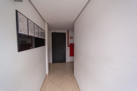 Apartamento à venda com 40m², 2 quartos e sem vagaÁrea comum