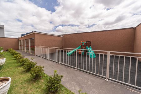 Apartamento à venda com 40m², 2 quartos e sem vagaÁrea comum - Playground