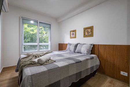 Quarto  de apartamento à venda com 1 quarto, 44m² em Pinheiros, São Paulo