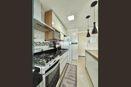 Foto 05 de apartamento à venda com 2 quartos, 67m² em Centro, Campinas