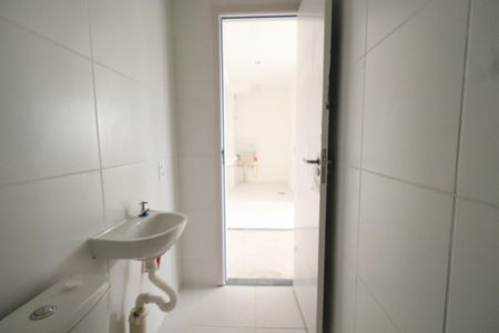 Apartamento à venda com 33m², 2 quartos e sem vagaBanheiro