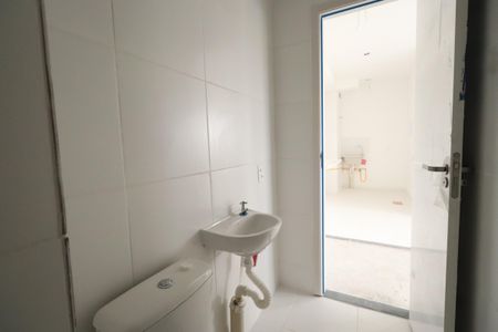 Apartamento à venda com 33m², 2 quartos e sem vagaBanheiro