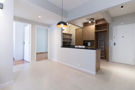 Apartamento à venda com 66m², 2 quartos e 1 vagaSala