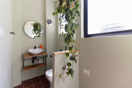 Apartamento à venda com 66m², 2 quartos e 1 vagaBanheiro da Suíte 