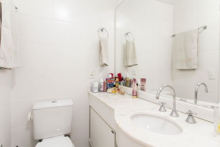 Apartamento à venda com 90m², 3 quartos e 1 vagaBanheiro da Suíte