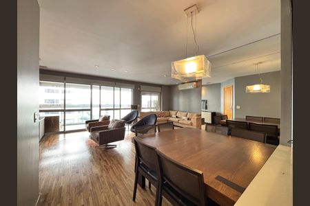 Apartamento à venda com 130m², 3 quartos e 3 vagasSala