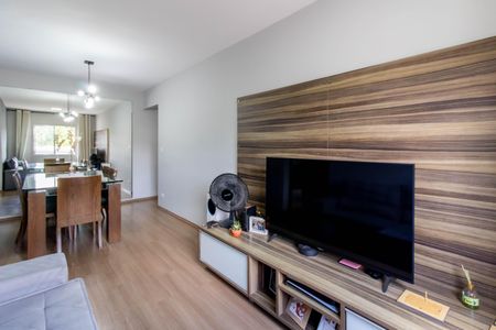 Sala de apartamento à venda com 2 quartos, 70m² em Vila Galvão, Guarulhos