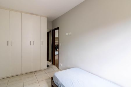 Apartamento à venda com 70m², 2 quartos e 1 vagaQuarto 2