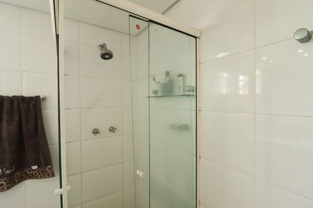 Apartamento à venda com 178m², 4 quartos e 4 vagasBanheiro da Suíte 2