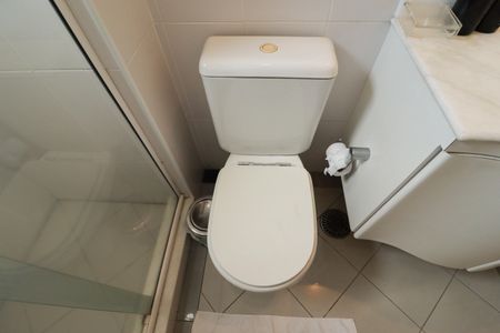 Apartamento à venda com 178m², 4 quartos e 4 vagasBanheiro da Suíte 1