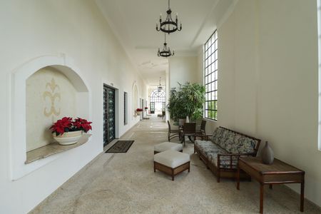 Apartamento à venda com 178m², 4 quartos e 4 vagasHall