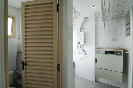 Apartamento à venda com 178m², 4 quartos e 4 vagasCozinha e Área de Serviço