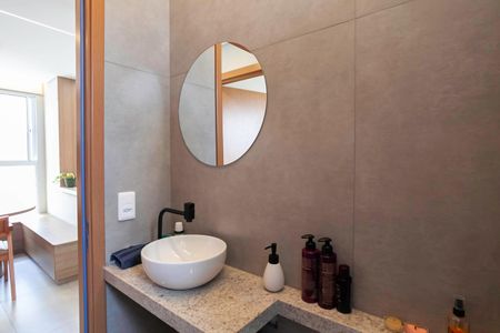 Apartamento para alugar com 45m², 2 quartos e 1 vagaBanheiro social 