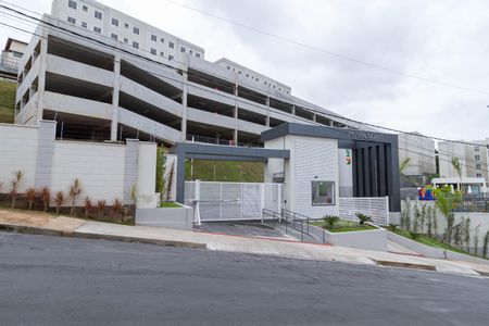 Apartamento para alugar com 45m², 2 quartos e 1 vagaFachada do condomínio