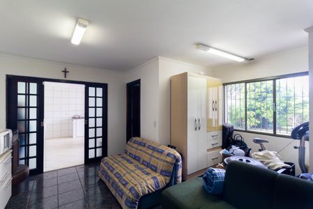 Casa à venda com 500m², 4 quartos e 8 vagas Casa à venda com 500m², 4 quartos e 8 vagasEscritório