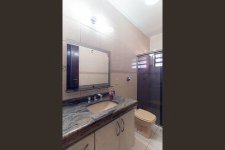 Casa à venda com 500m², 4 quartos e 8 vagas Casa à venda com 500m², 4 quartos e 8 vagasBanheiro da Suíte 4