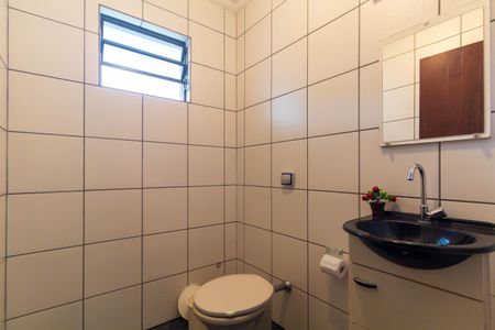 Casa à venda com 500m², 4 quartos e 8 vagas Casa à venda com 500m², 4 quartos e 8 vagasBanheiro do Escritório