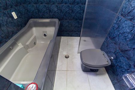 Casa à venda com 500m², 4 quartos e 8 vagas Casa à venda com 500m², 4 quartos e 8 vagasBanheiro da Suíte 1 Banheiro da Suíte 1