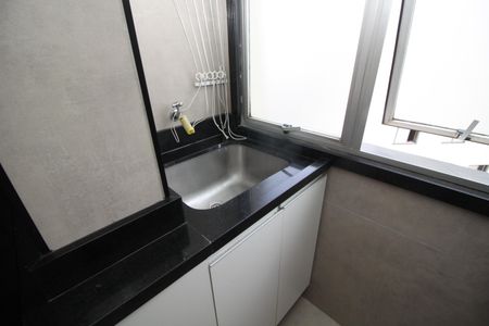 Apartamento para alugar com 68m², 3 quartos e 1 vagaÁrea de Serviço