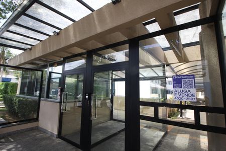 Apartamento para alugar com 68m², 3 quartos e 1 vagaFachada e portaria