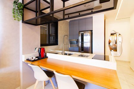 Cozinha de kitnet/studio para alugar com 1 quarto, 36m² em Pompeia, São Paulo