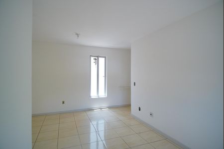 Sala de apartamento à venda com 3 quartos, 84m² em Passo D’areia, Porto Alegre