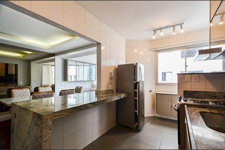 Apartamento para alugar com 137m², 3 quartos e 2 vagasCozinha