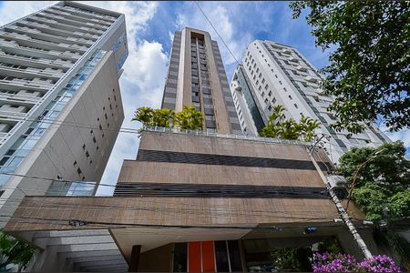 Apartamento para alugar com 137m², 3 quartos e 2 vagasFachada