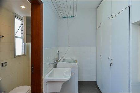 Apartamento para alugar com 137m², 3 quartos e 2 vagasÁrea de Serviço
